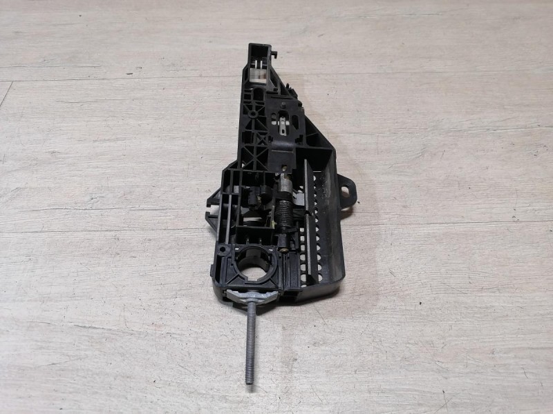 Kaptur кронштейн ручки двери задний левый