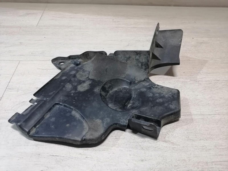 Kaptur пыльник двигателя правый