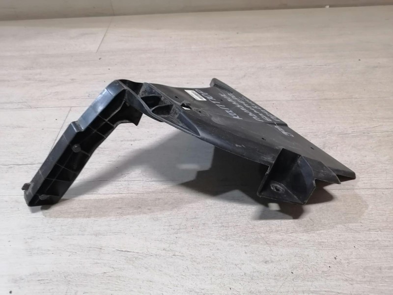 Kaptur пыльник заднего бампера правый