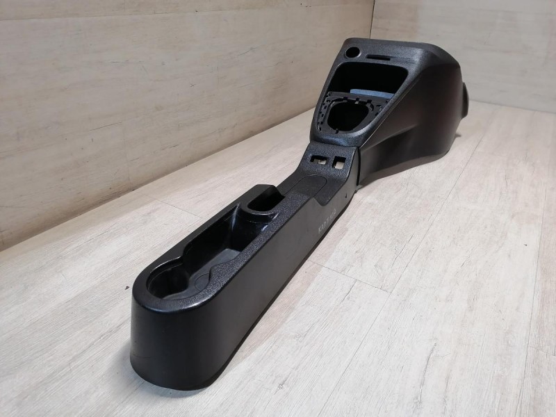 Kaptur консоль центральная