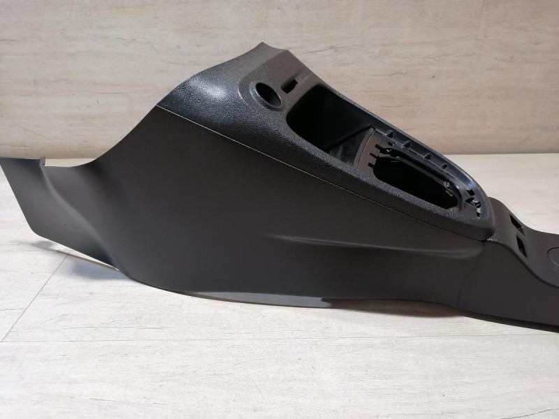 Kaptur консоль центральная