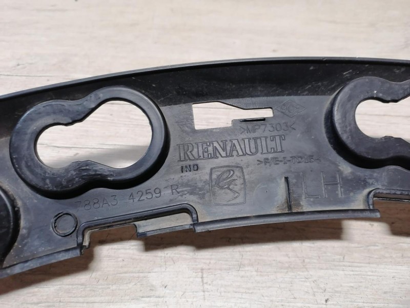 Kaptur кронштейн крепление расширителя крыла задний левый