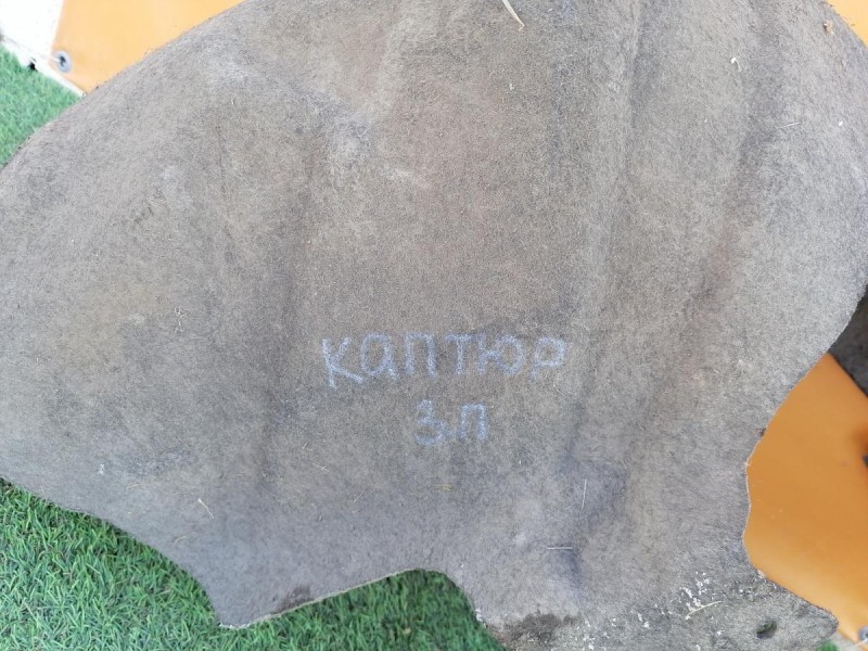 Kaptur подкрылок задний правый