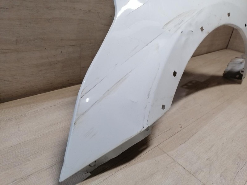 Rio 4 X-Line крыло переднее левое деф