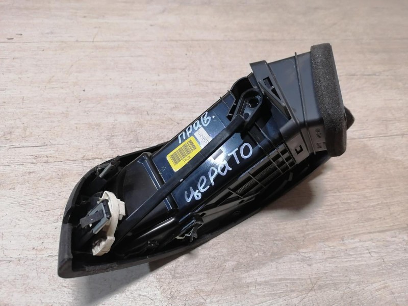 Cerato 2 №1 дефлектор торпедо правый