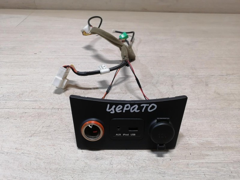 Cerato 2 №1 AUX USB аукс усб