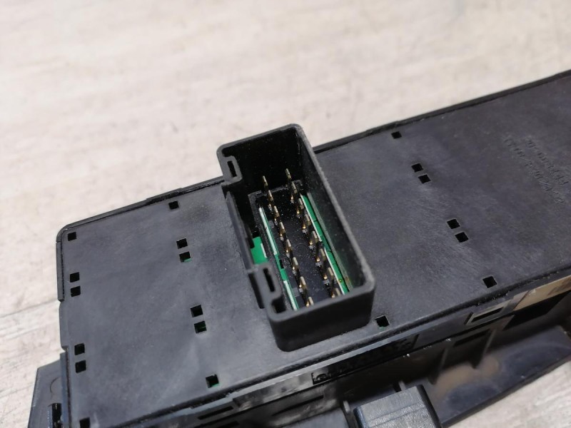 Cerato 2 №1 блок управления стеклоподъемниками деф