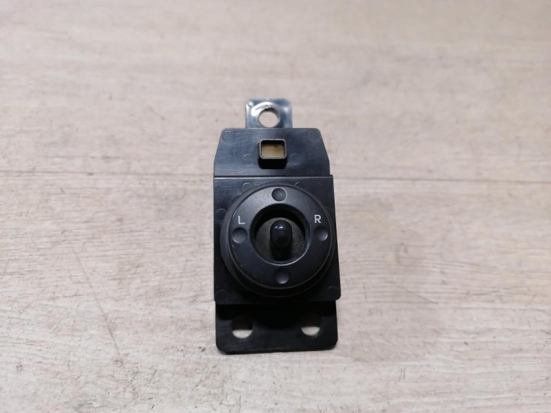 Cerato 2 №1 блок управления зеркалами