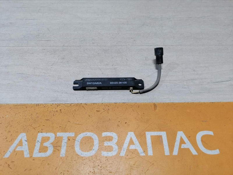 Cerato 2 №1 антенна бесключевого доступа