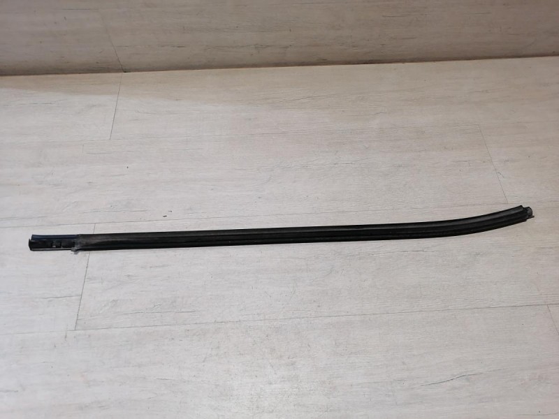 Cerato 2 №1 бархотка наружная передняя левая