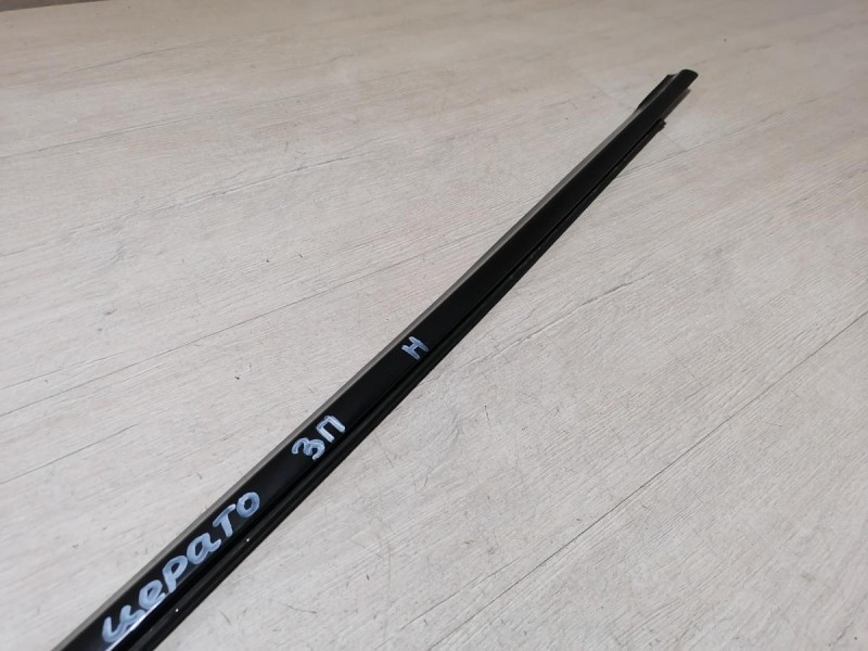 Cerato 2 №1 бархотка наружная задняя правая