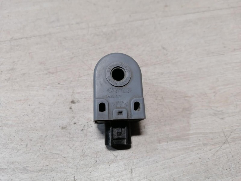 Cerato 2 №1 звуковой сигнал 957103l010