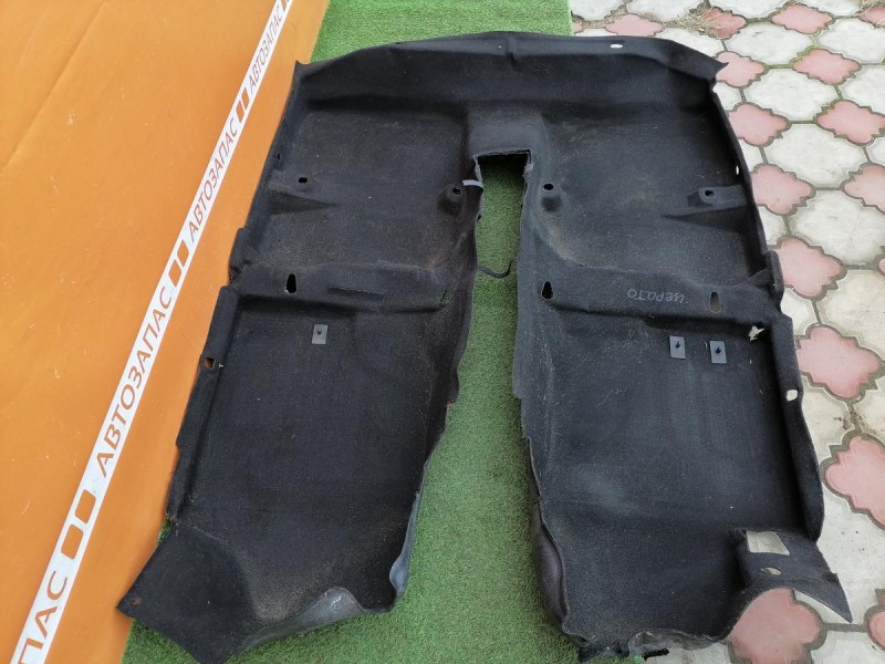 Cerato 2 №1 пол салона