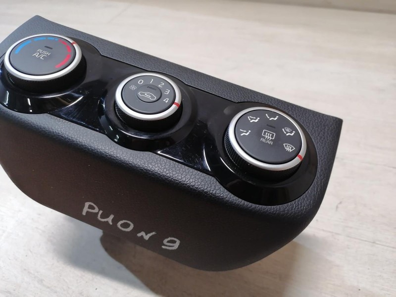 Rio 3 №9 блок управления кондиционером