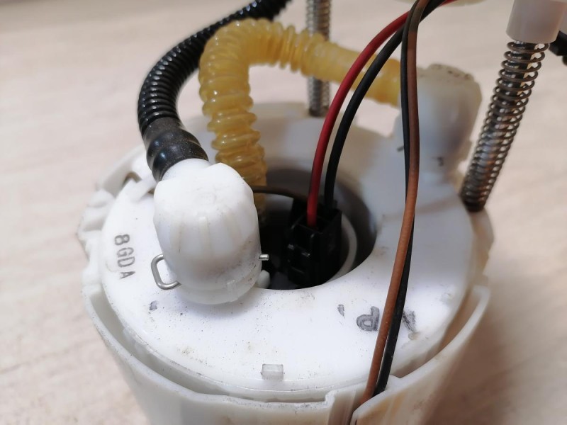 Rio 3 №9 бензонасос