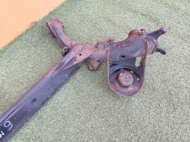 Rio 3 №9 балка задняя под суппорта