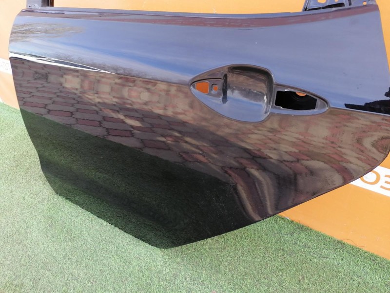 Rio 3 №9 дверь задняя левая деф