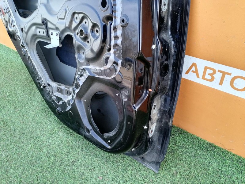 Rio 3 №9 дверь задняя левая деф