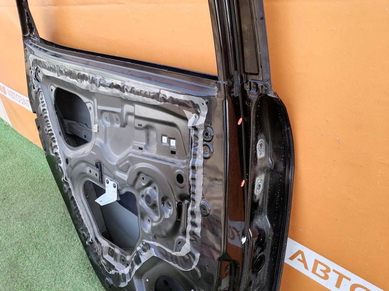 Rio 3 №9 дверь задняя левая деф