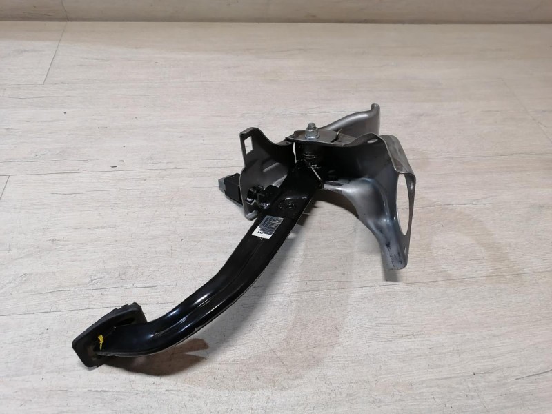 Rio 3 №9 педаль тормоза