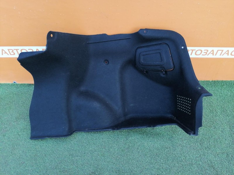 Rio 3 №9 обшивка багажника правая