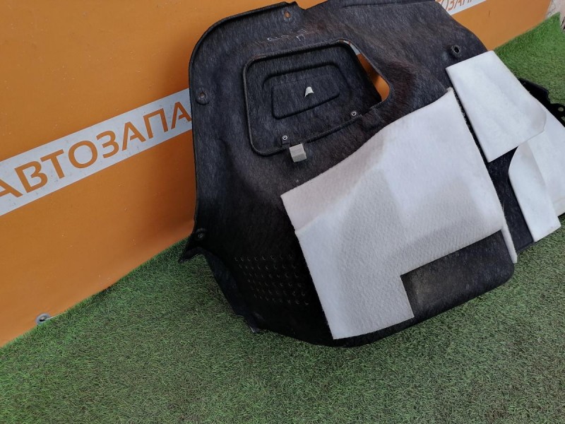 Rio 3 №9 обшивка багажника правая