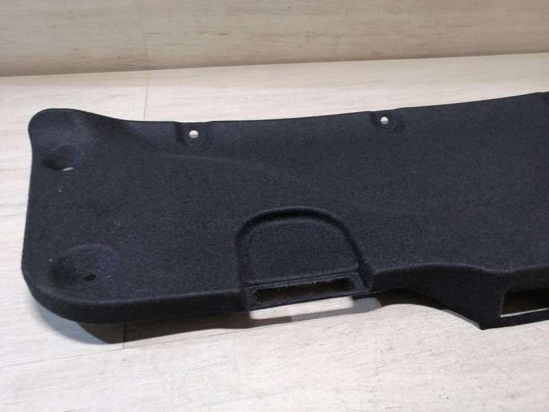 Rio 3 №9 обшивка крышки багажника