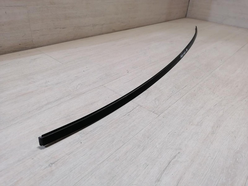 Rio 3 №9 молдинг крыши правый