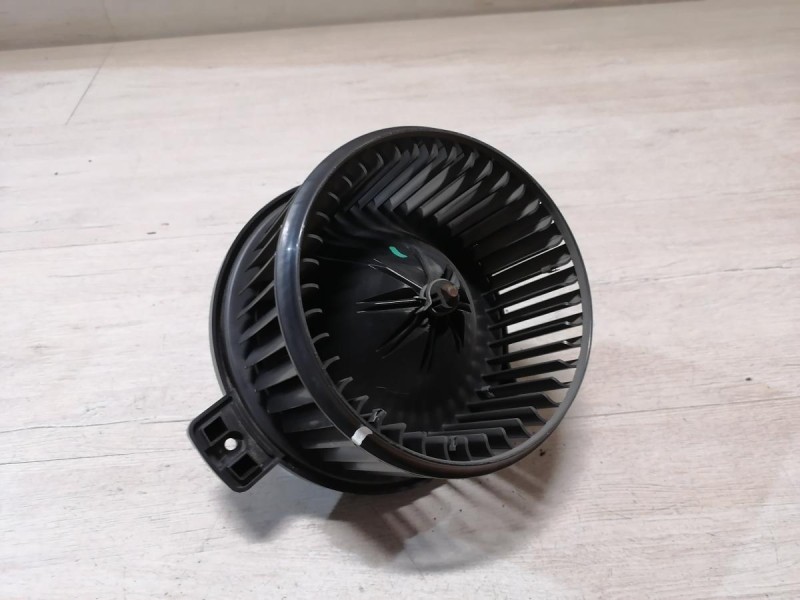 Rio 3 №9 моторчик печки