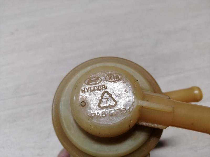 Rio 3 №9 бачок ГУР