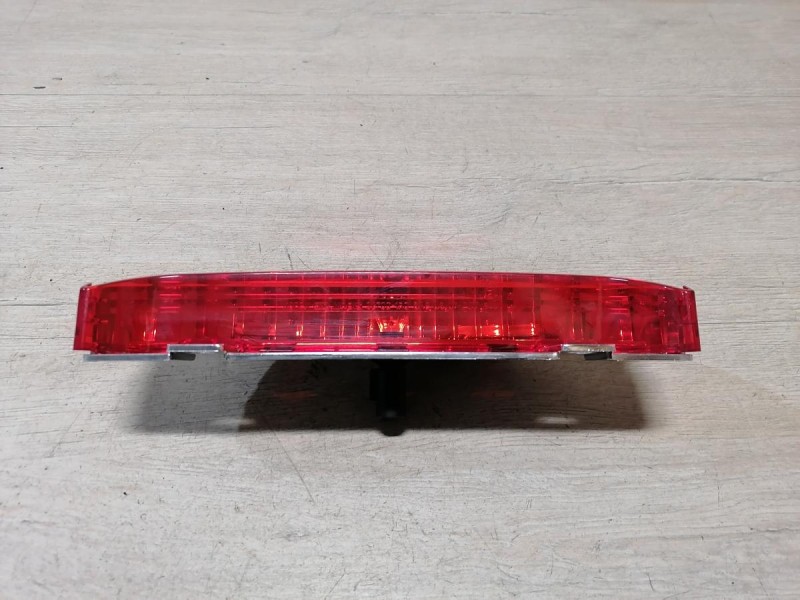 Rio 3 №9 повторитель стоп сигнала