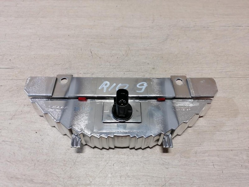 Rio 3 №9 повторитель стоп сигнала