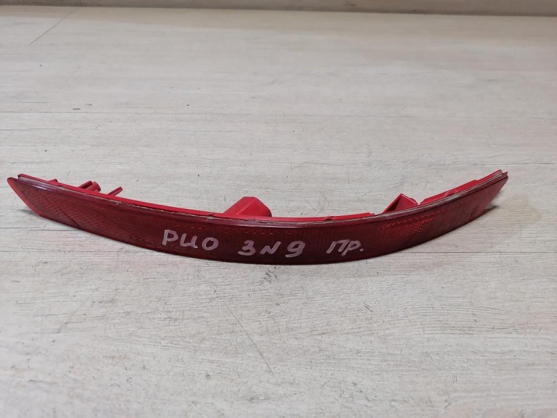 Rio 3 №9 катафот рестайлинг правый