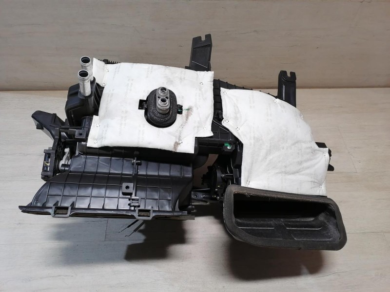 Rio 3 №9 печка корпус под кондиционер