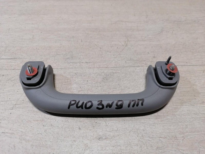 Rio 3 №9 ручка потолка