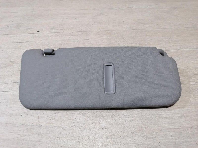 Rio 3 №9 козырек солнцезащитный левый