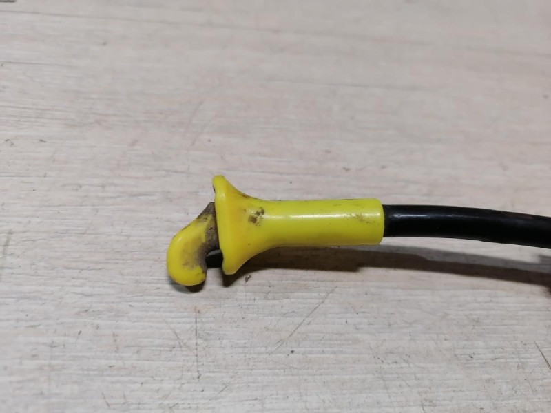 Rio 3 №9 упор капота