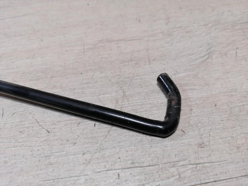 Rio 3 №9 упор капота