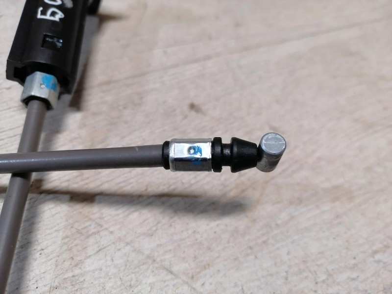 Rio 3 №9 трос лючка бензобака