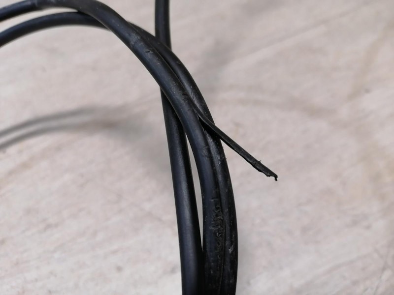 Rio 3 №9 трос капота деф