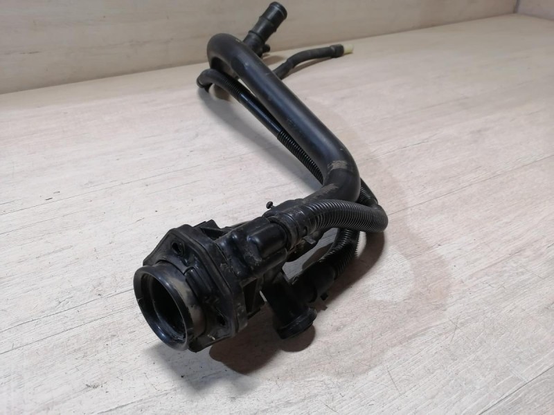 Rio 3 №9 горловина бензобака