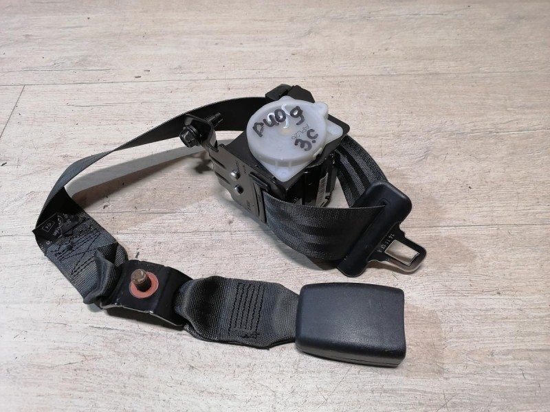 Rio 3 №9 ремень безопасности задний средний