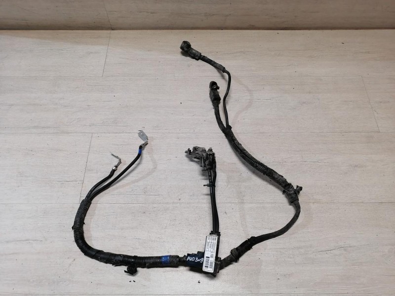 Rio 3 №9 клемма плюсовая