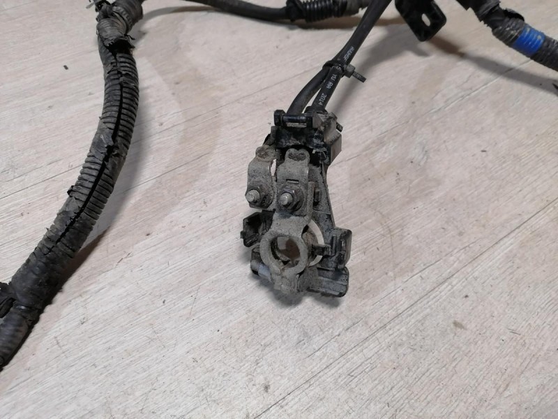 Rio 3 №9 клемма плюсовая