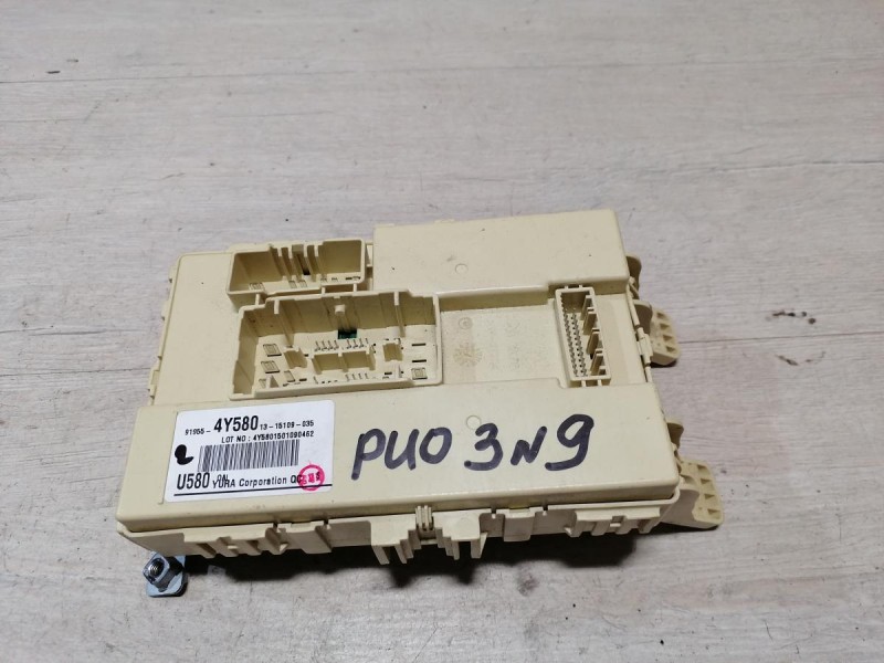 Rio 3 №9 блок предохранителей салона