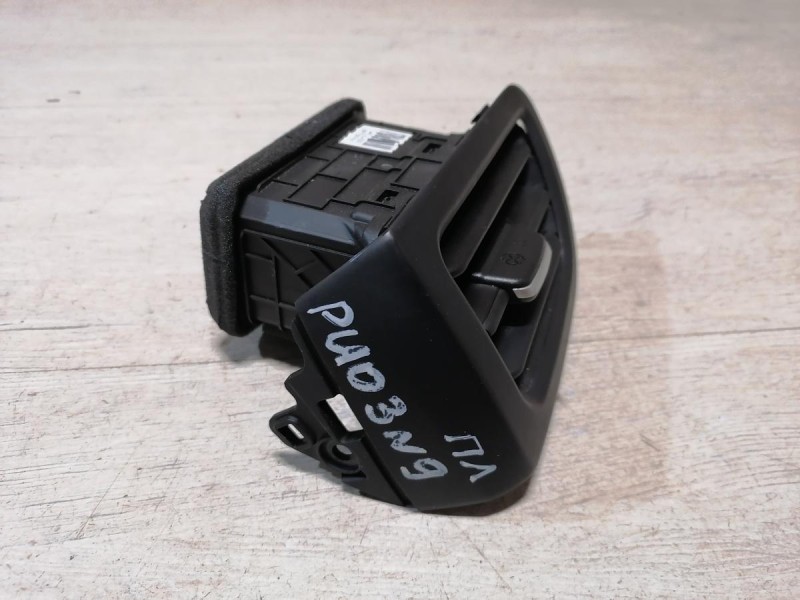 Rio 3 №9 дефлектор торпедо левый боковой