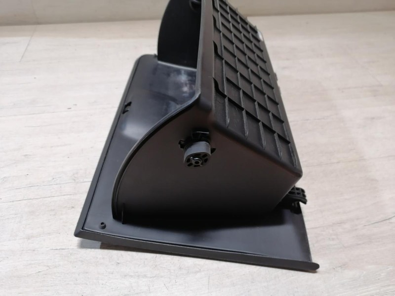 Rio 3 №9 бардачок