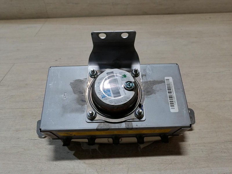 Rio 3 №9 подушка безопасности пассажира стреляная