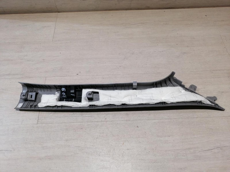 Rio 3 №9 обшивка передней стойки верхняя левая