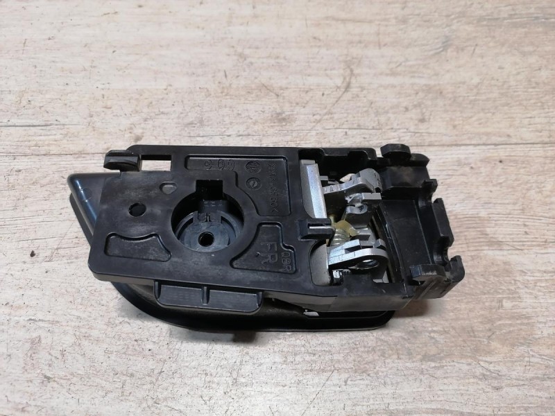 Rio 3 №9 ручка двери внутренняя передняя правая